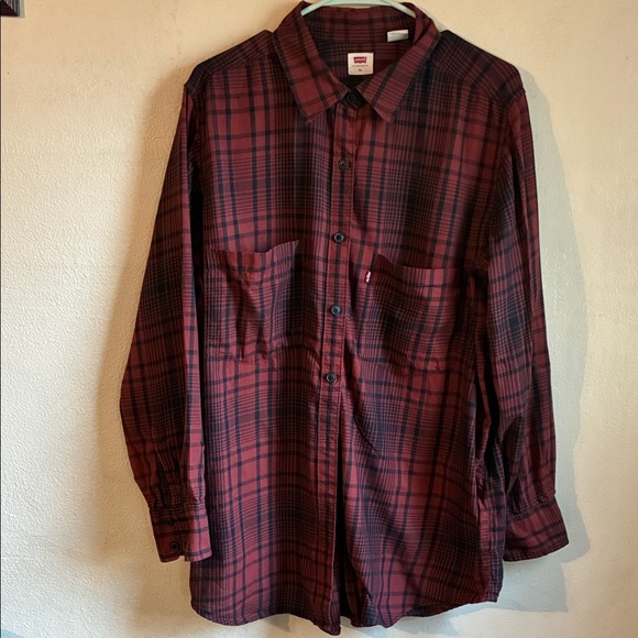 Levi's Men's Burgundy and Black Plaid Shirt - Picture 1 of 13